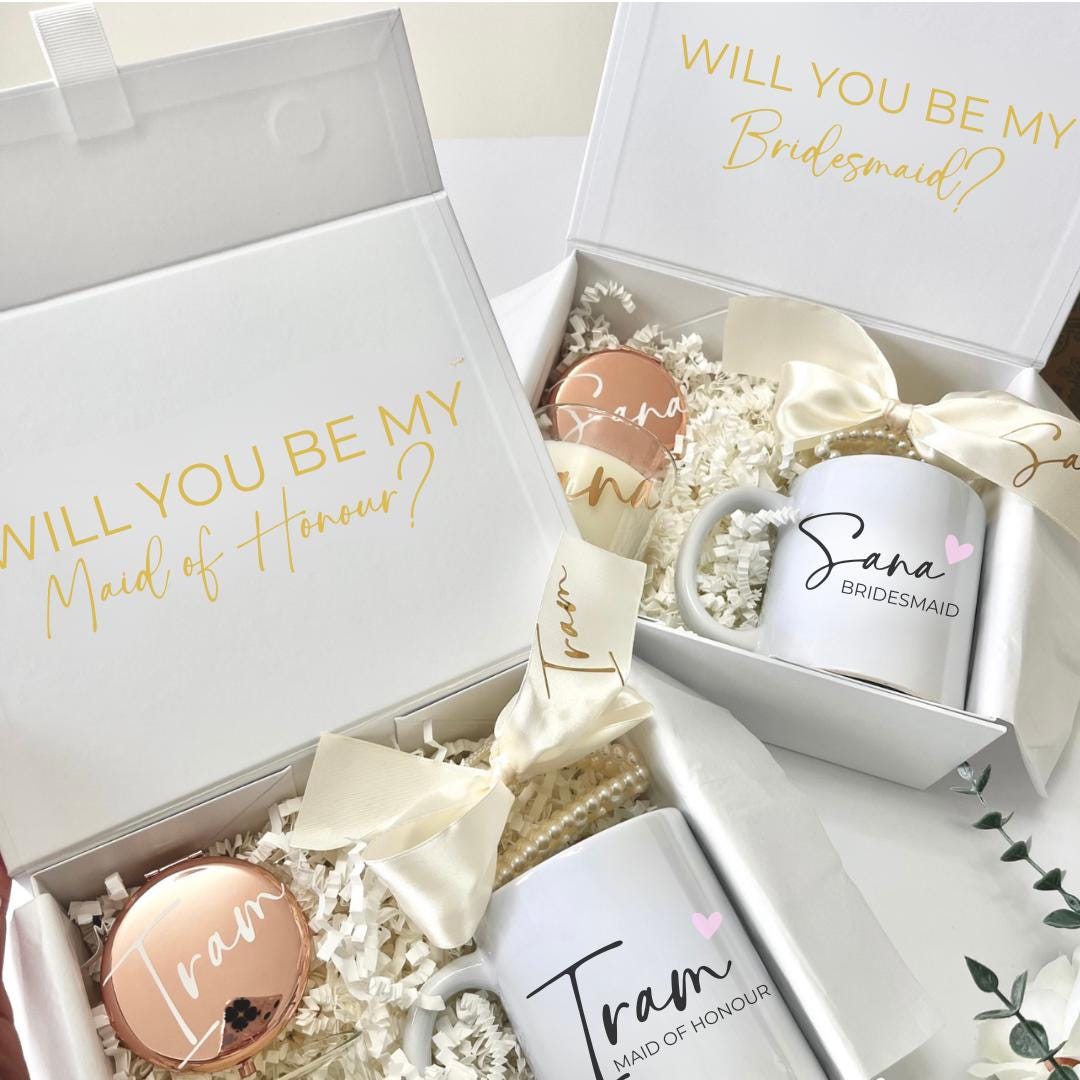 Personalised Bridal Box | Bridesmaid Pre-filled Gift Box | Bridesmaid White Luxury Box Magnetic Maid of Honour Box | Bridesmaid Box