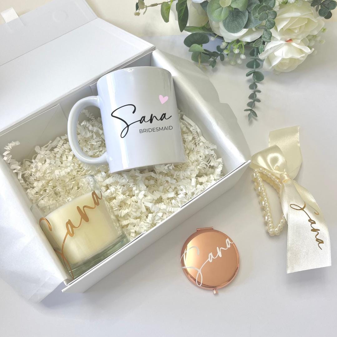Personalised Bridal Box | Bridesmaid Pre-filled Gift Box | Bridesmaid White Luxury Box Magnetic Maid of Honour Box | Bridesmaid Box