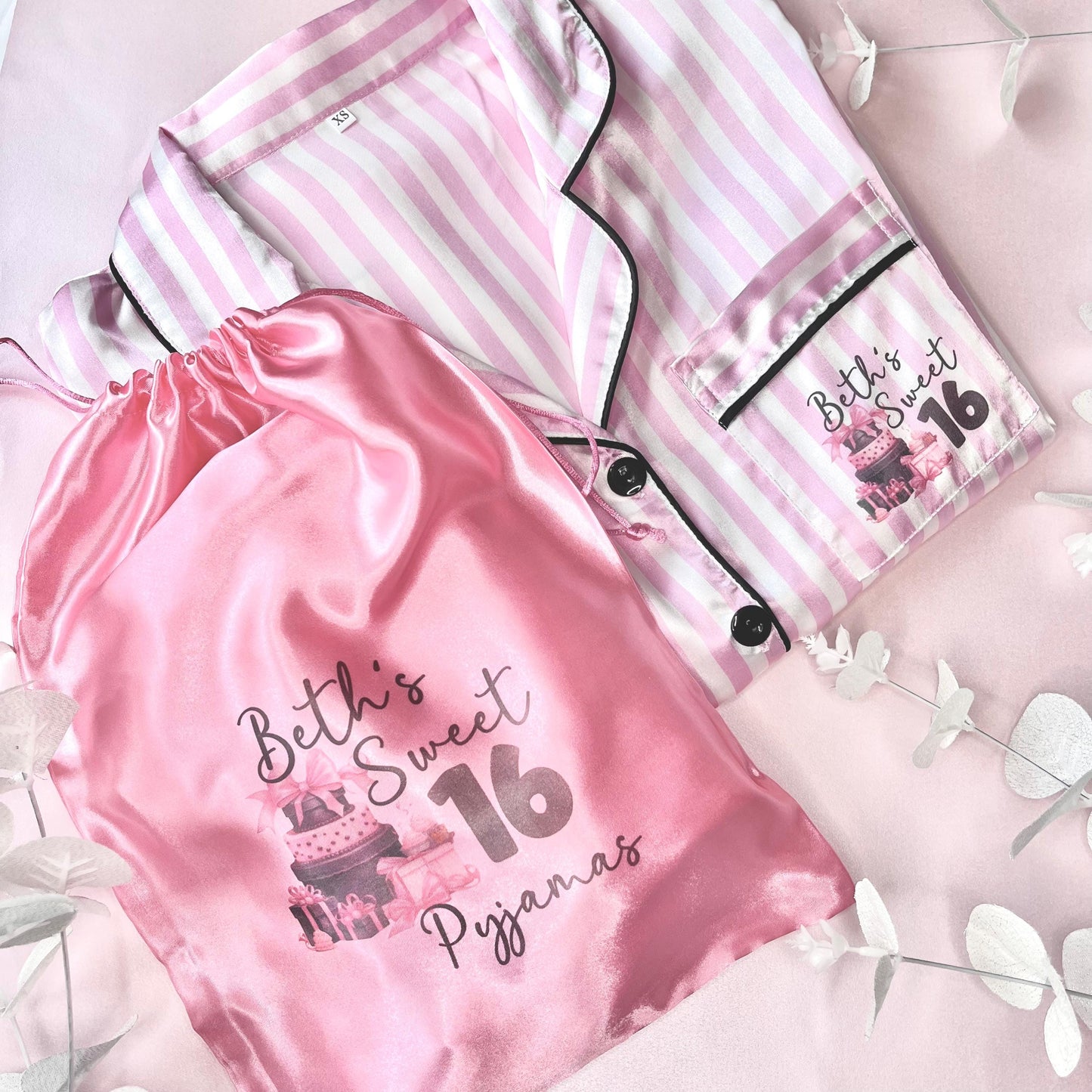 Sweet 16 personalised Pyjamas | Birthday pink pyjamas age 16 | 16th Birthday gift for her | Custom 16 year old gift | Pink pyjamas for party