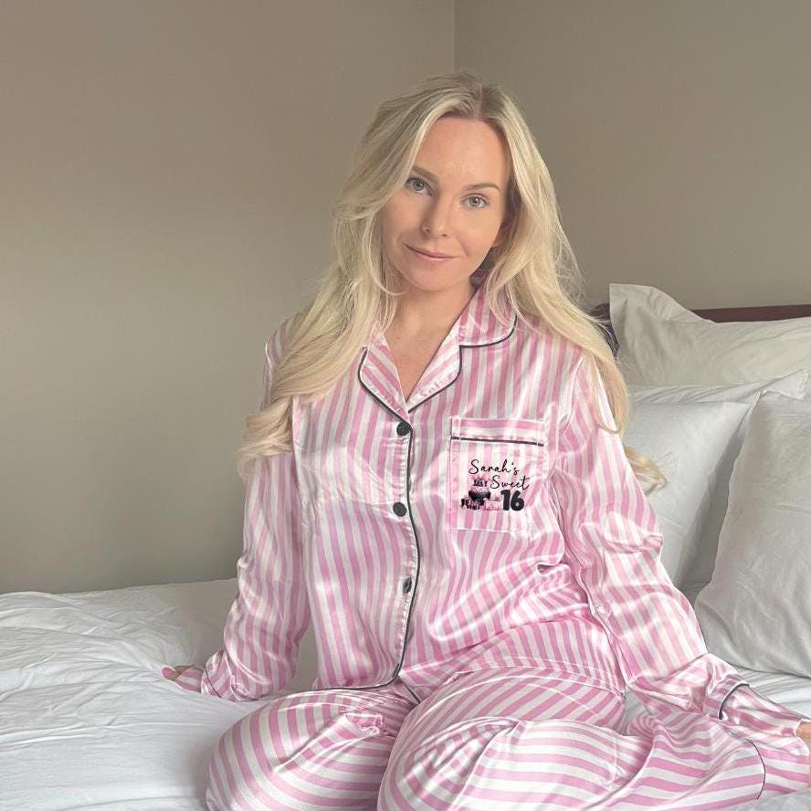 Sweet 16 personalised Pyjamas | Birthday pink pyjamas age 16 | 16th Birthday gift for her | Custom 16 year old gift | Pink pyjamas for party